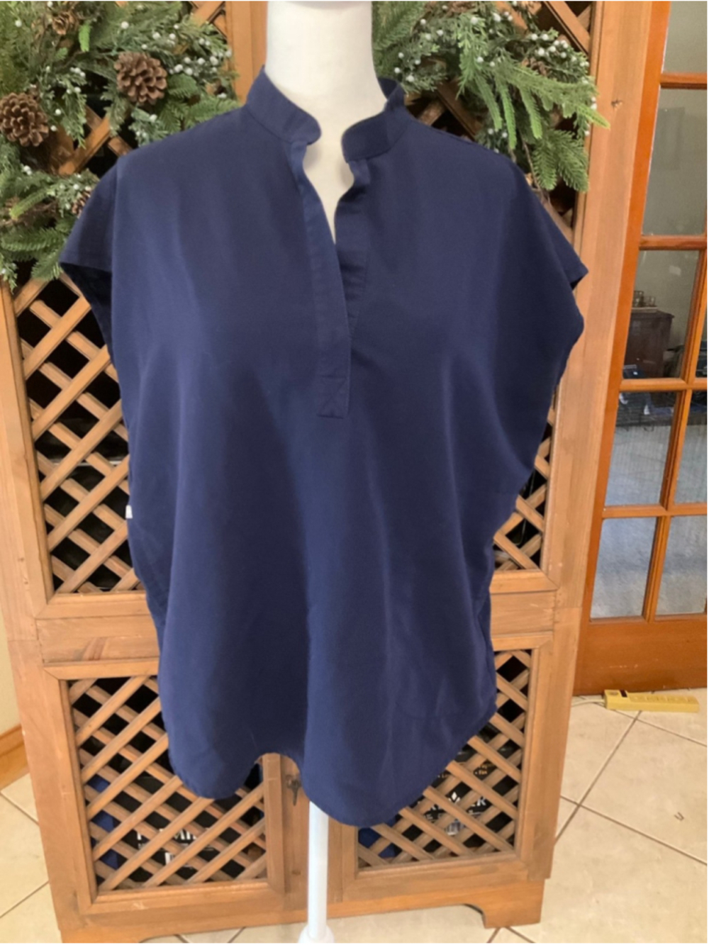 Navy Blue Mandarin Collar Short Navy Blue Mandarin Collar Short Sleeve Tunic Top